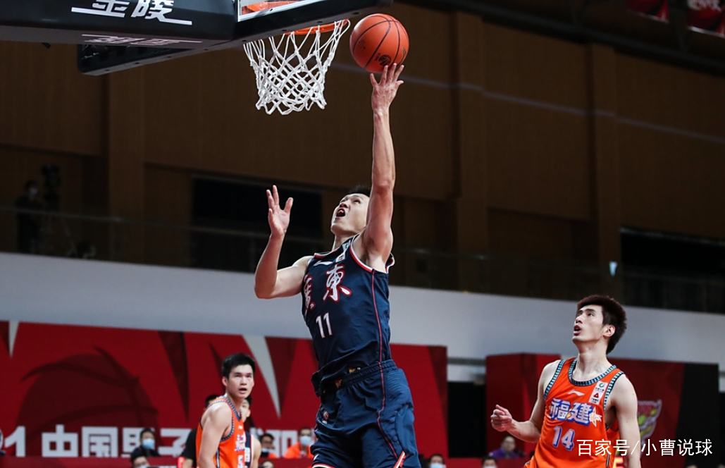 包含里程碑夜！成都蓉城迎来里程碑，NBA总决赛集结日刷纪录，信心回归，赛程密集仍需轮换的词条